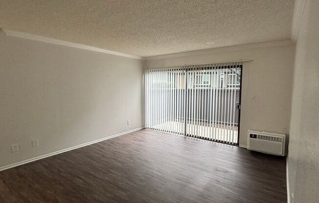 1 bed, 1 bath, 750 sqft, $2,340, Unit 1611