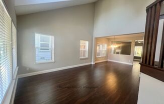 4 beds, 2.5 baths, $4,400