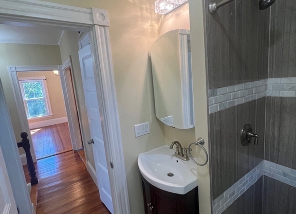 4 beds, 2 baths, 1,700 sqft, $5,400, Unit 2