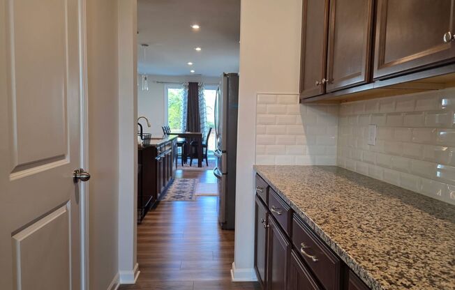 Huge 5 Bedroom / 4.5 Bathroom North Charlotte
