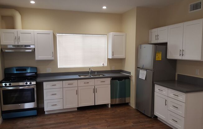 Glassell Park Apartments