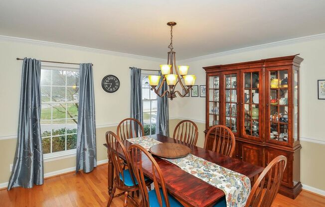 Beautiful 4 Bedroom with Fenced yard! 15 Mins to Duke & Downtown!