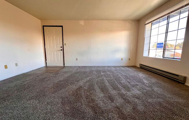 2 beds, 1 bath, 812 sqft, $1,175, Unit 2