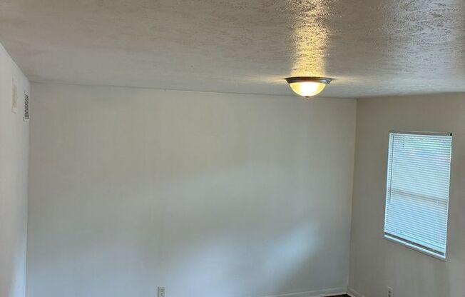 Pinecroft Apartments