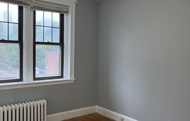 Newly renovated three bedroom on Commonwealth Ave