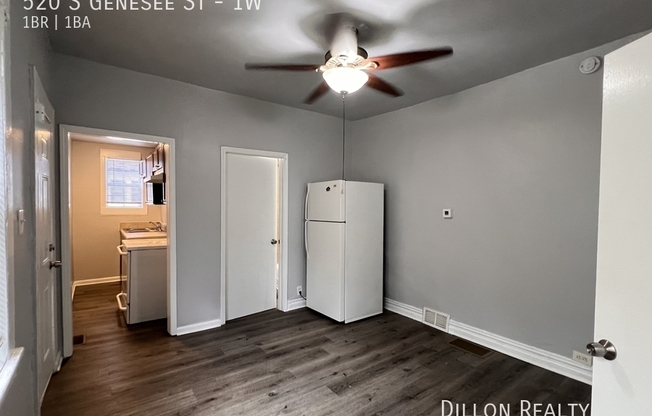 520 S GENESEE ST