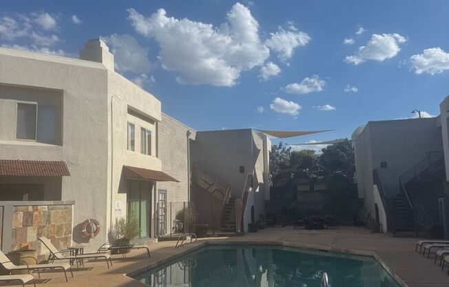 Old Town Scottsdale Condo For Rent!