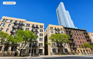 55 TIEMANN PL