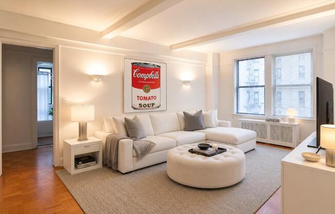 1 bed, 1 bath, 750 sqft, $4,750, Unit 2H