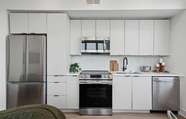 2 beds, 2 baths, 1,000 sqft, $1,795, Unit 203