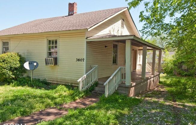 3607 Grote St.