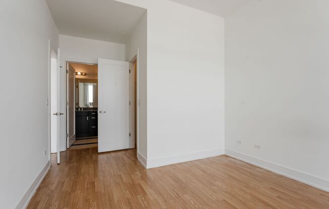 2 beds, 2 baths, 1,024 sqft, $2,225, Unit 4730-505