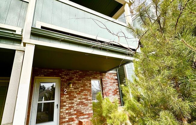 Newly Updated Townhome with Three Balconies in the Coveted Garrison lakes Community-Available NOW!!