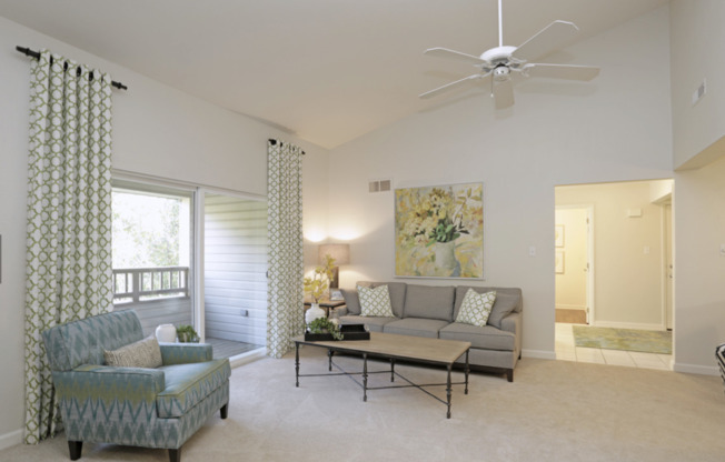Lakemont Gardens Apartments