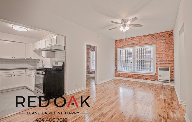 326 1/2 S NORMANDIE AVE