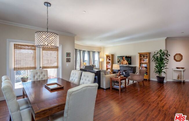 1862 S Bentley Ave Apt 202