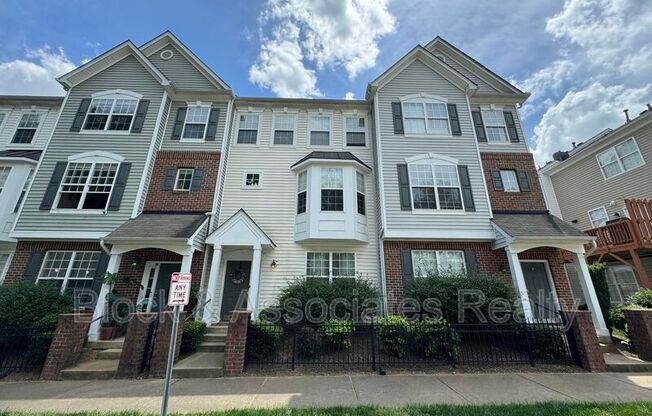 423 MADISON AVE