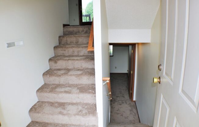 $1,375 | 3 Bedroom, 2.5 Bathroom Town Home | No Pets | Available for July 1st, 2024 Move In!