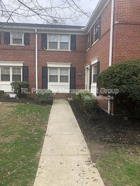 1775 NORTHWEST CT