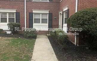 1775 NORTHWEST CT