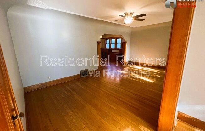 2372 N 61 ST