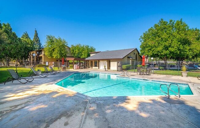 Laurel Heights Apartments