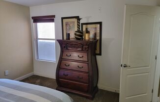 2 beds, 2 baths, $2,300