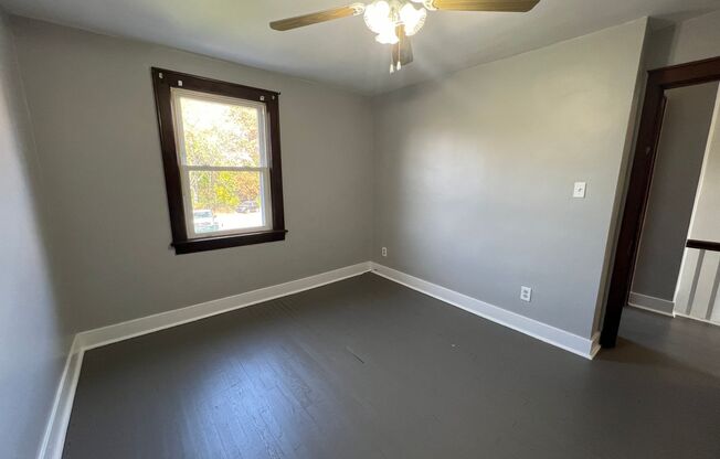 2 beds, 1 bath, $1,776