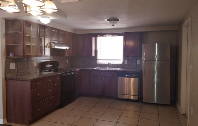 Beautiful 2-Bedroom, 2-Bath Home with Pool in Port Richey, FL!