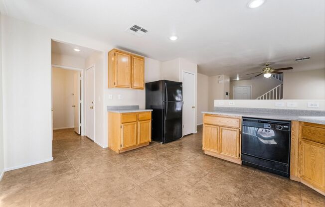 2 beds, 2 baths, $1,650