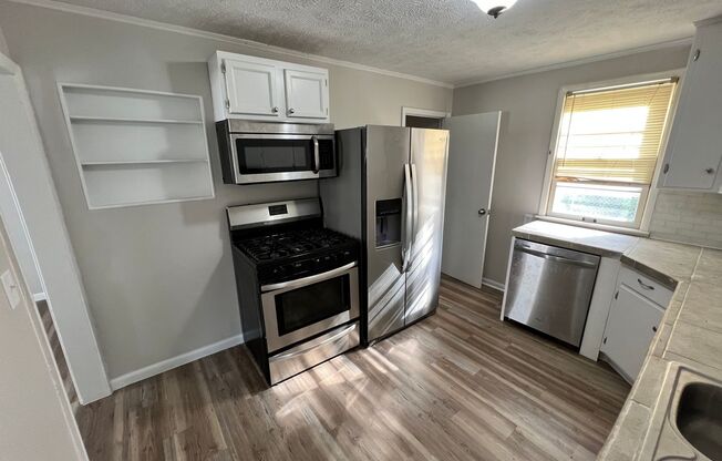 3 beds, 1 bath, $1,750