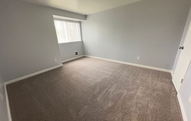 1 bed, 1 bath, 723 sqft, $1,545, Unit B21