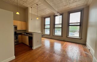 1 bed, 1 bath, 724 sqft, $1,312, Unit 206