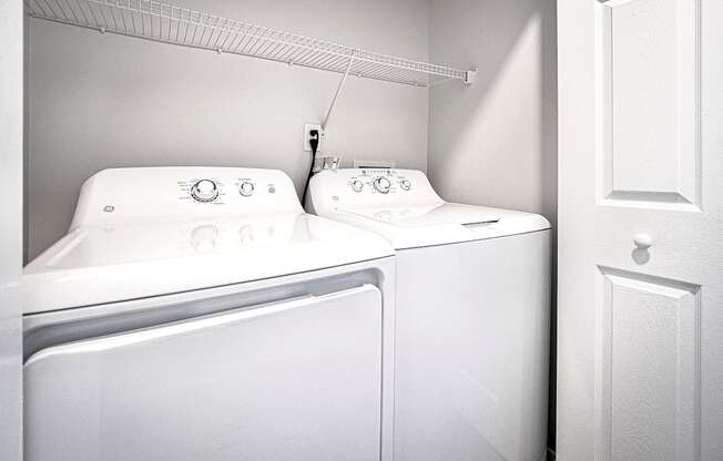Washer Dryer at Heritage Court, Ewing