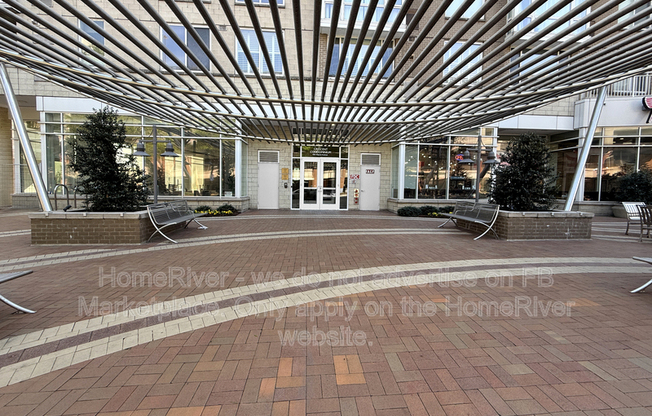 930 WAYNE AVE