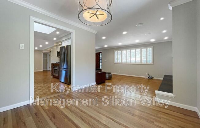 958 CHERRY AVE