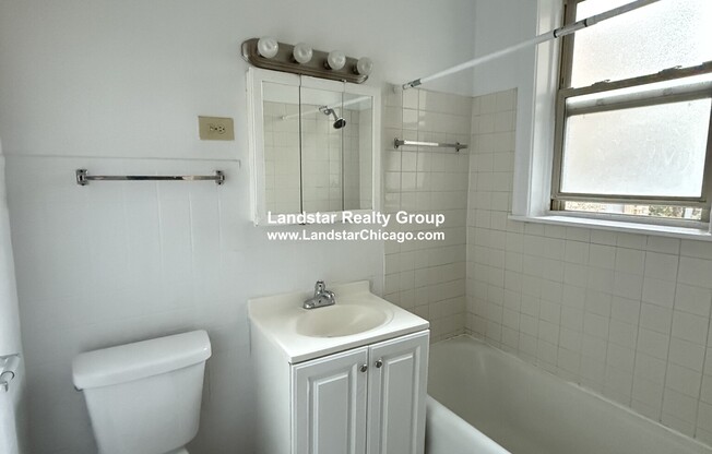 4107 N SPAULDING