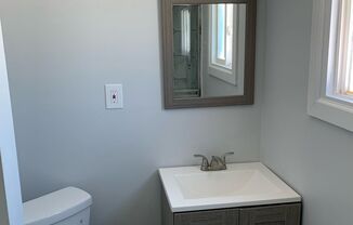 Studio, 1 bath, $795, Unit B