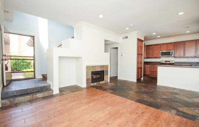 Gated 3BR/2.5BA in Luxury Community