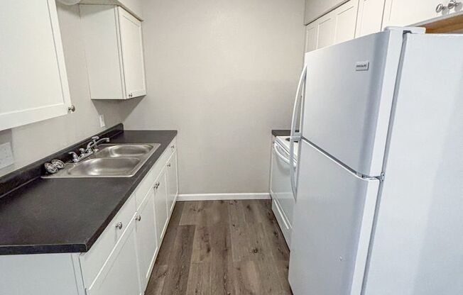 1 bed, 1 bath, 585 sqft, $738, Unit 1301 - A33