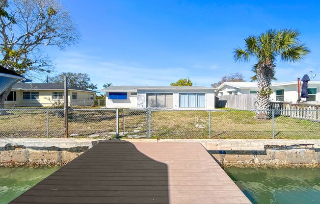 Amazing Indian Rocks Beach Waterfront Rental – Dock, Boat Lift & Garage! 3bed | 2bath