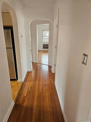 3 beds, 1 bath, $3,000, Unit 2ND FL