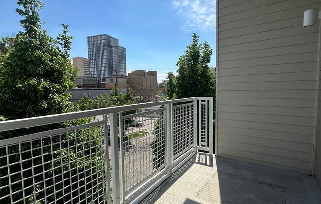 2 beds, 2 baths, 1,000 sqft, $1,395, Unit 312