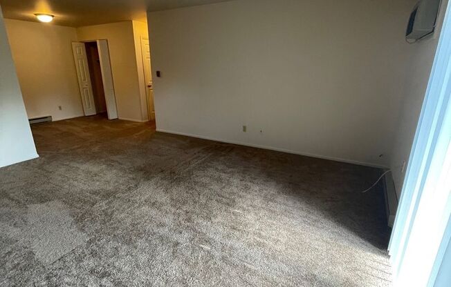 1 bed, 1 bath, 720 sqft, $1,195, Unit 5970105