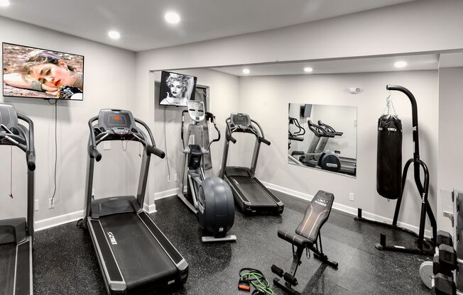 Studio, 1 bath, 497 sqft, $875, Unit 1111