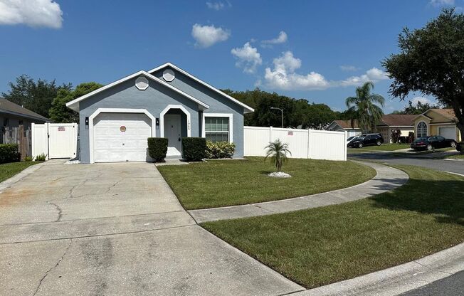 Uncover Your Happy Place at 1965 Teaberry - Charming 3BD & 2BA in Orlando! Ready to Move In Sept. 3rd!