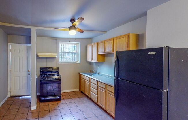 2425 Druid Hill Ave- 2 Bedroom Townhouse