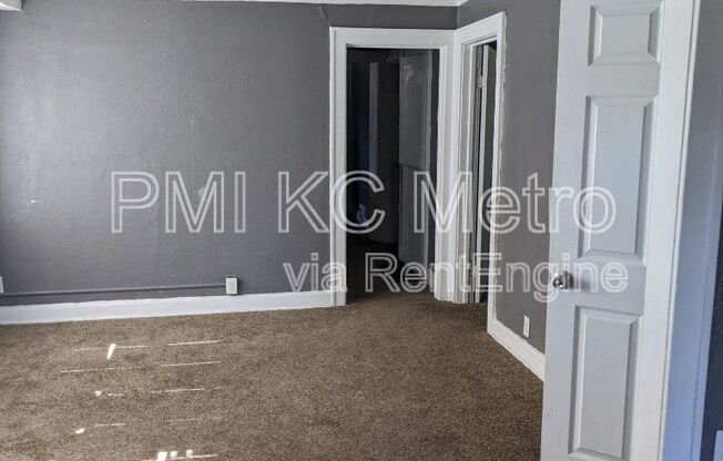 4420 PASEO BLVD