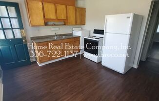 2 beds, 1 bath, $695, Unit 1342-D