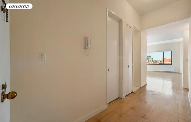 1 bed, 2 baths, 805 sqft, $4,500, Unit 6K